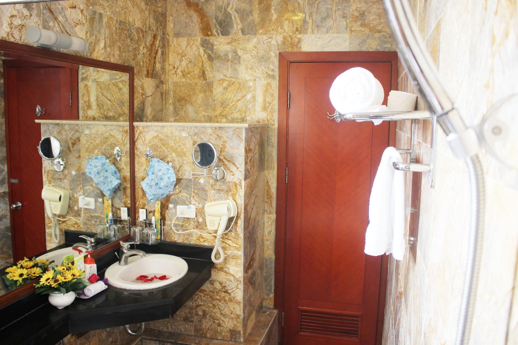 A25 Hotel - Bach Mai Ханой Екстер'єр фото