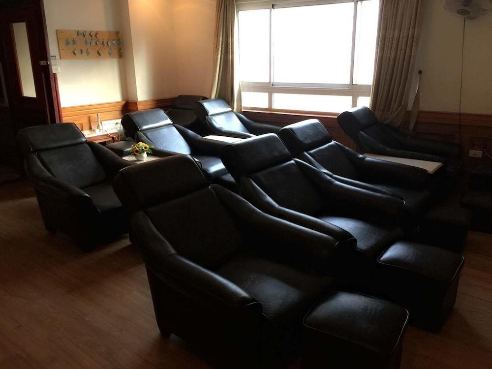 A25 Hotel - Bach Mai Ханой Екстер'єр фото